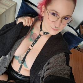 LadyInRed